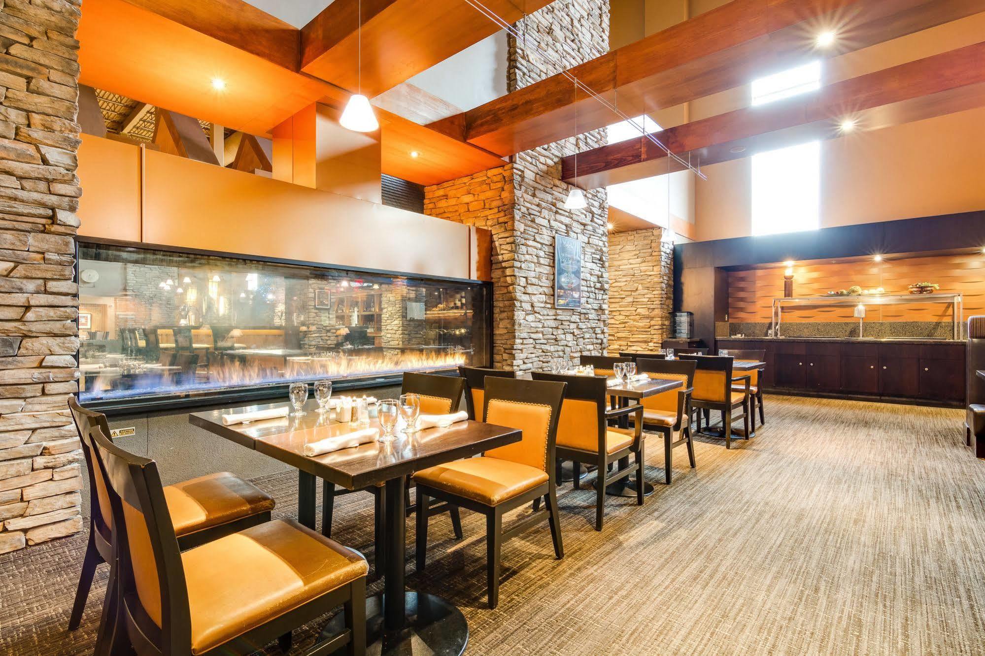Sawridge Inn And Conference Centre Edmonton South Bagian luar foto