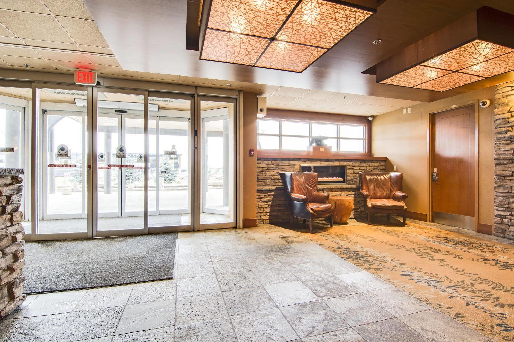Sawridge Inn And Conference Centre Edmonton South Bagian luar foto