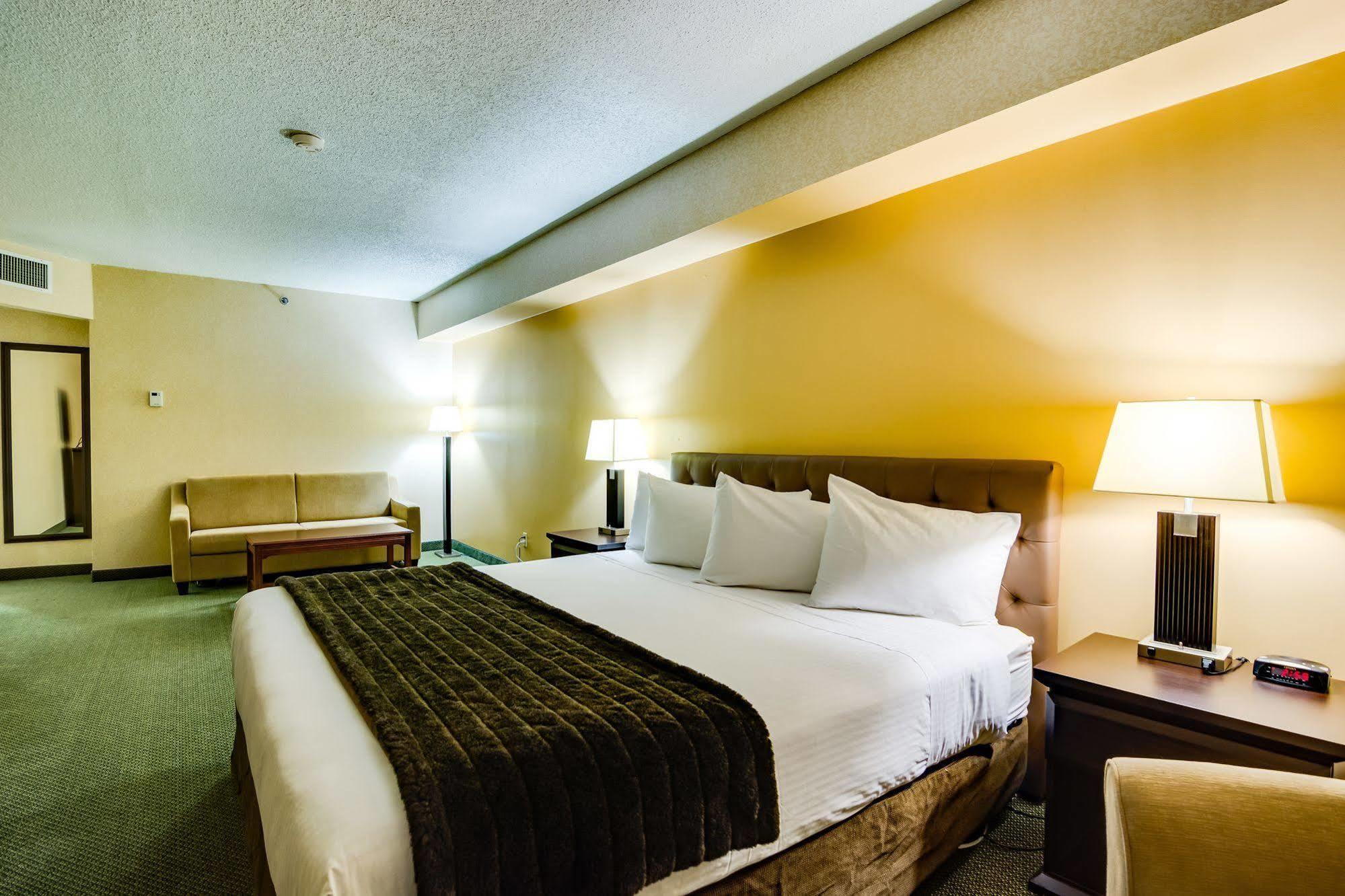Sawridge Inn And Conference Centre Edmonton South Bagian luar foto