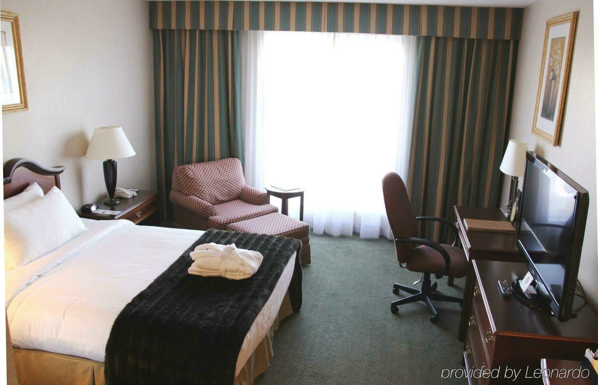 Sawridge Inn And Conference Centre Edmonton South Bagian luar foto